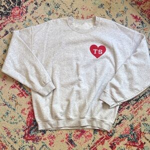 Gildan Gray Sweatshirt with Red Heart Logo Taylor Swift Kelce #87